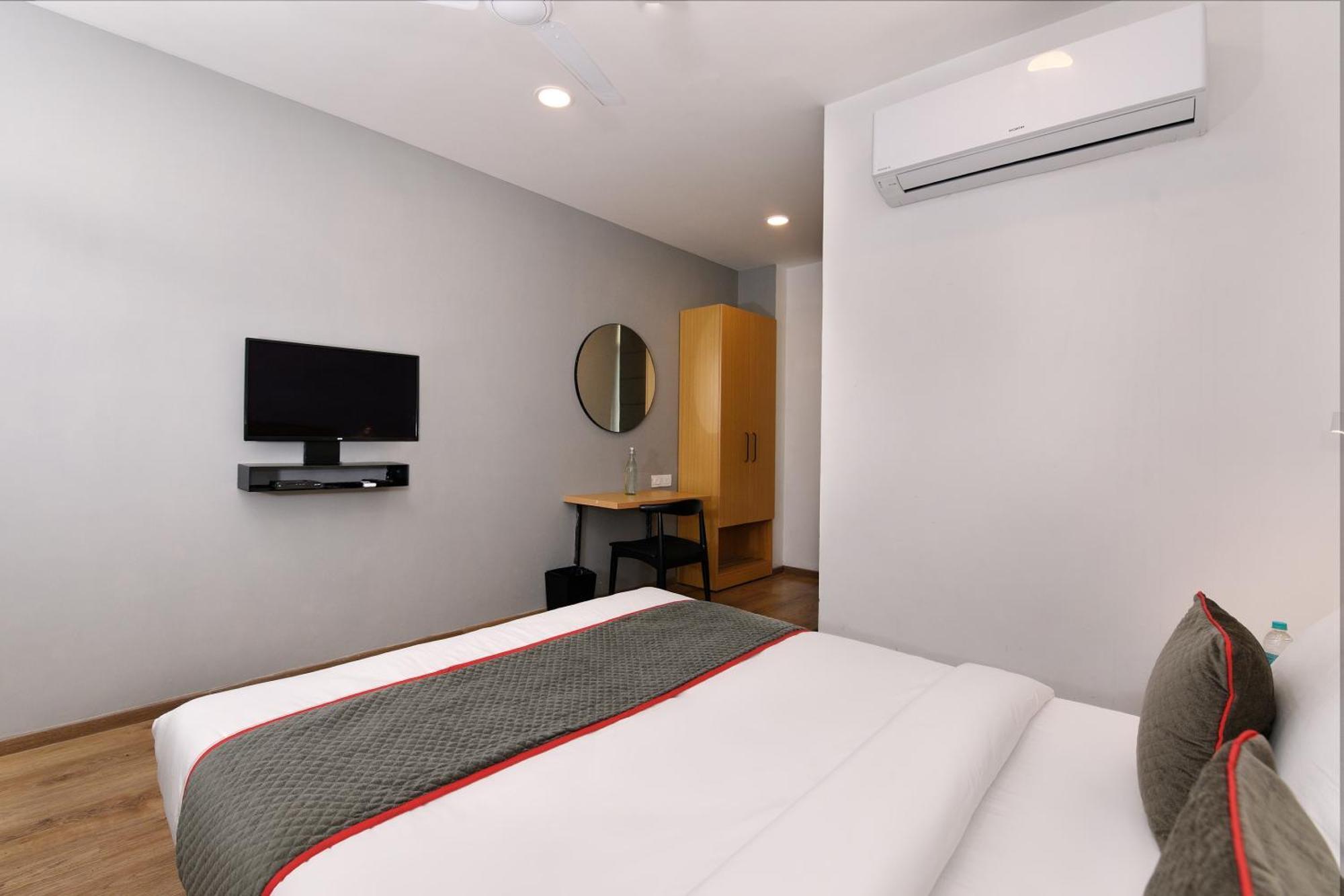 Townhouse Function Inn Near Chaudhary Charan Singh International Airport Lucknow Ngoại thất bức ảnh