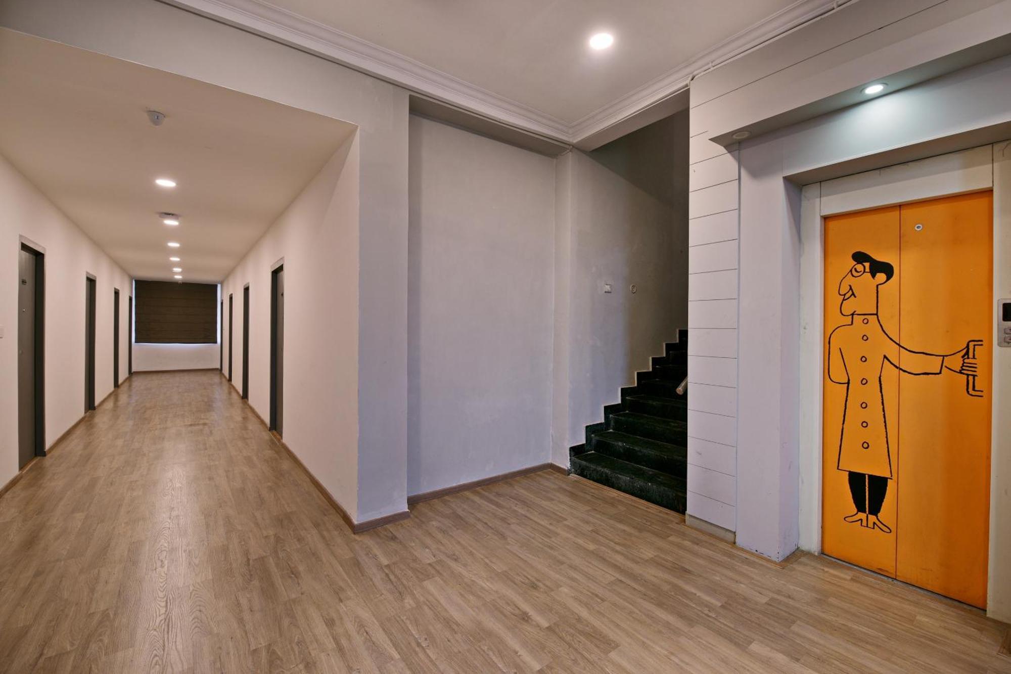 Townhouse Function Inn Near Chaudhary Charan Singh International Airport Lucknow Ngoại thất bức ảnh