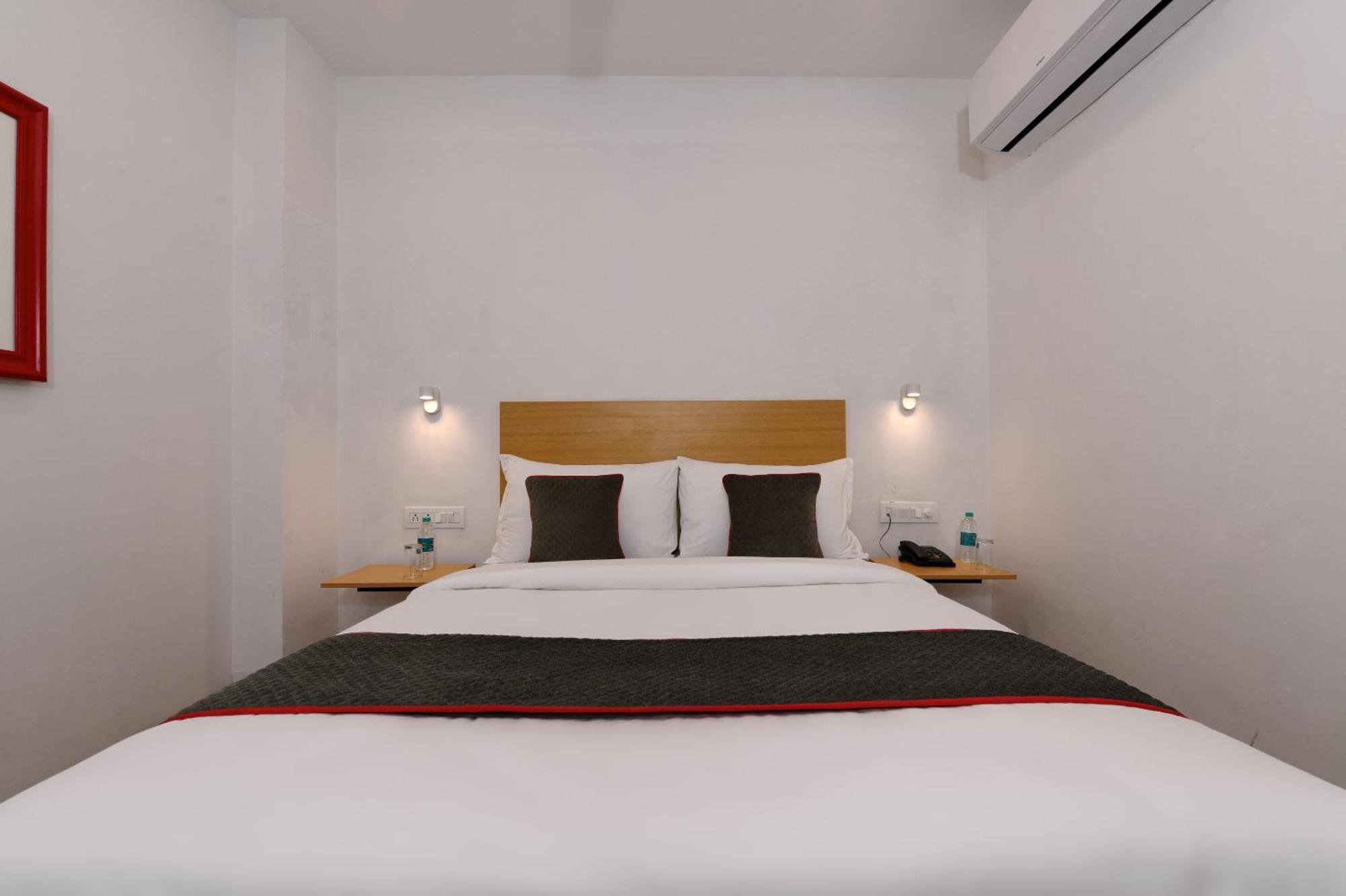 Townhouse Function Inn Near Chaudhary Charan Singh International Airport Lucknow Ngoại thất bức ảnh