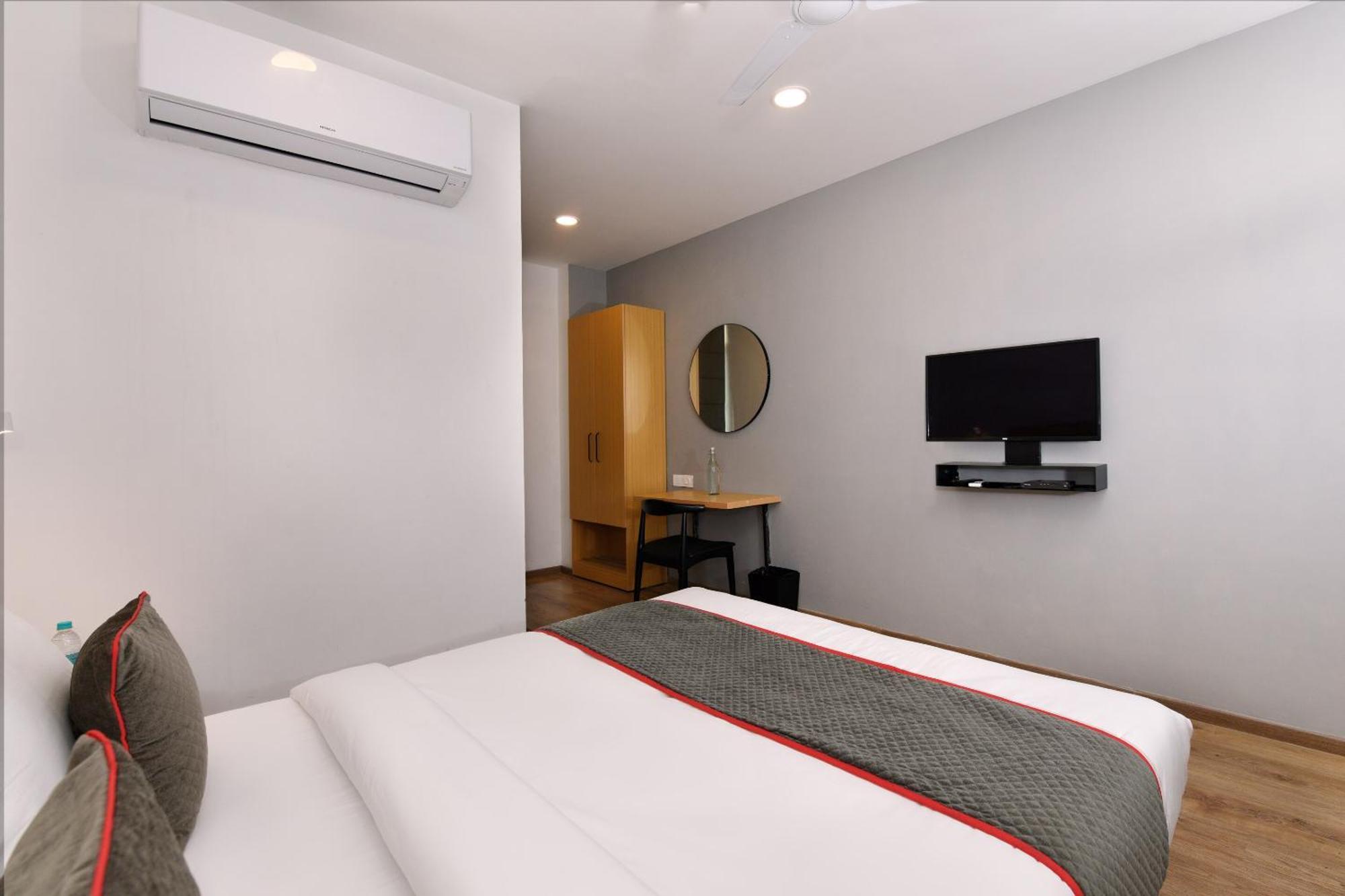 Townhouse Function Inn Near Chaudhary Charan Singh International Airport Lucknow Ngoại thất bức ảnh