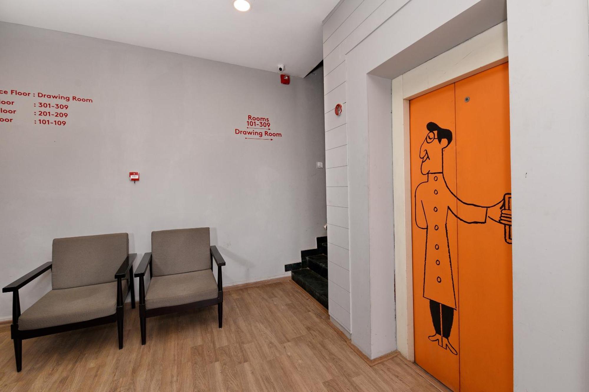 Townhouse Function Inn Near Chaudhary Charan Singh International Airport Lucknow Ngoại thất bức ảnh